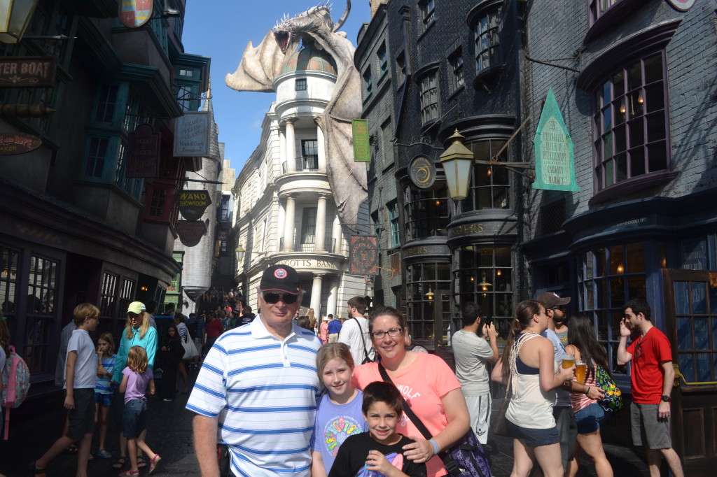 Diagon-Alley-Universal-Mama-Luvs-Books