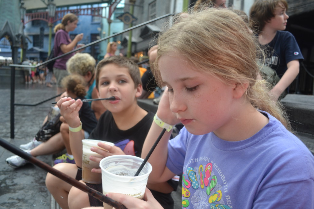 Frozen-Butterbeer-Universal