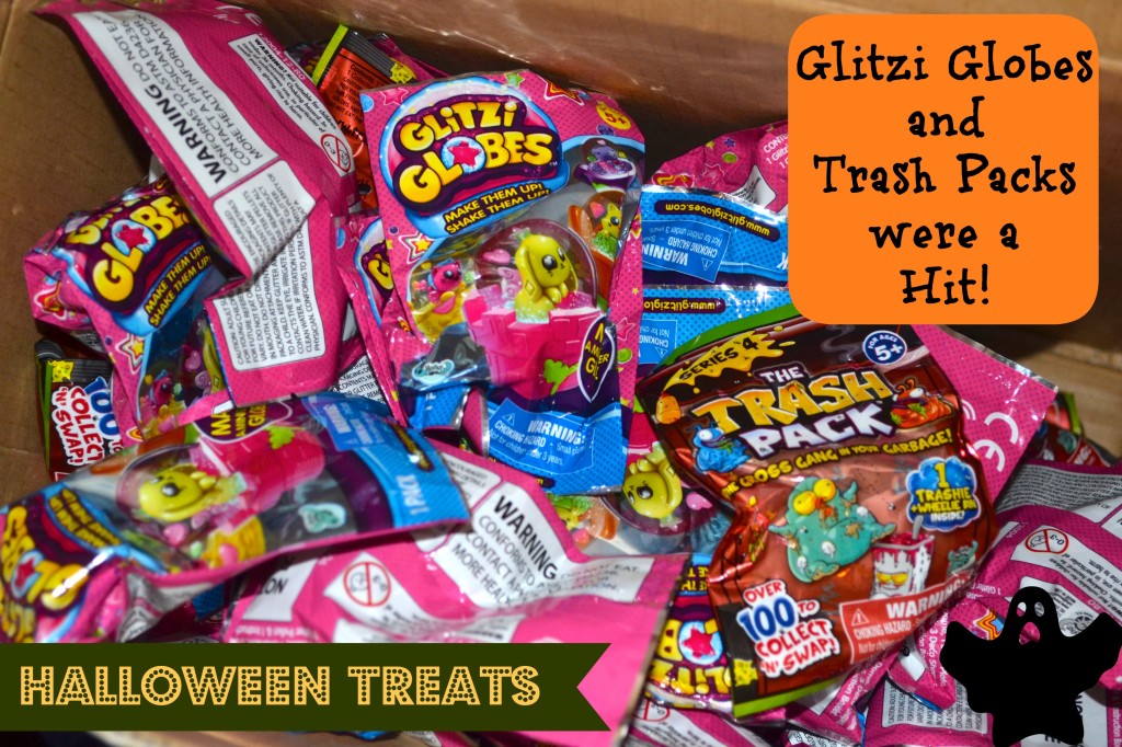 The Trash Packs and Glitzi Globes for Halloween via Mama Luvs Books
