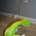 zoomer dino charger